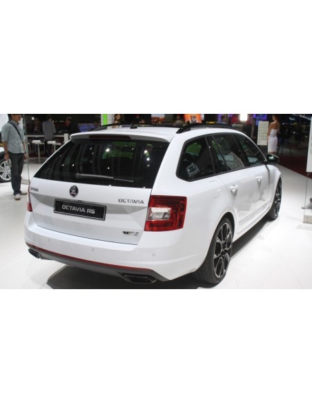 Skoda Octavia RS 5E svarta utblås höger och vänster