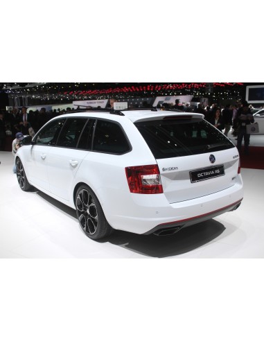 Skoda Octavia RS 5E svarta utblås höger och vänster