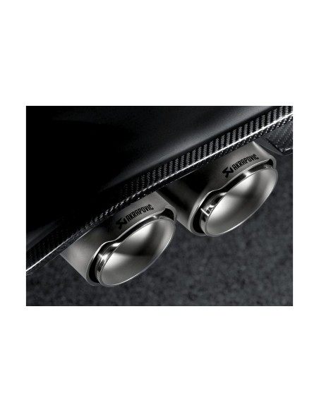BMW M4 F82 / F83 Akrapovic Slip-On i Titan med Titan utblås