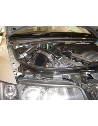 Audi S4 4,2 V8 B6 GruppeM Kolfiber insugskit