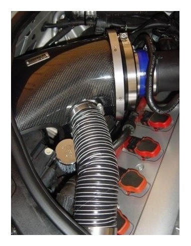 Audi S4 4,2 V8 B6 GruppeM Kolfiber insugskit