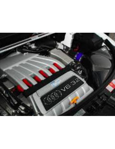 Audi A3 3,2 8P GruppeM Kolfiber insugskit