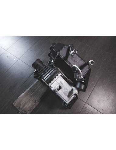BMW M3 F8X Forge Motorsport Chargecooler kit