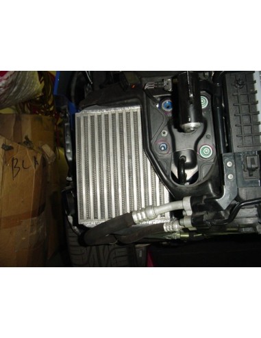 Audi A6 2,7T B5 Evolution Racewerks dubbla sido intercoolers på original plats med kolfiberstyrning