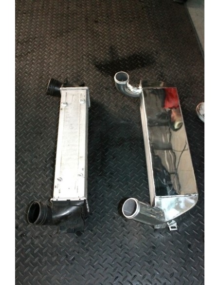 BMW 1M 3,0T N54 E82 Evolution Racewerks Competition Intercooler kit med luftstyrning