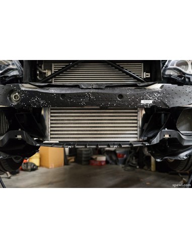 BMW M235i 3,0T N55 F22 Evolution Racewerks Competition Intercooler kit