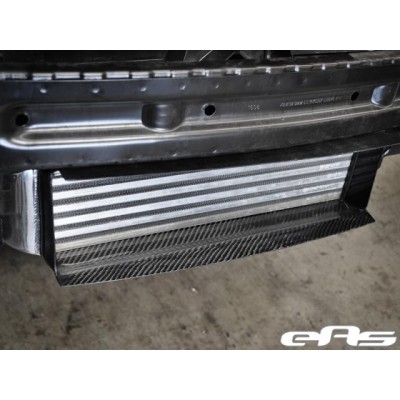 BMW 135i 3,0T N54 E82 Evolution Racewerks Competition Intercooler kit med luftstyrning