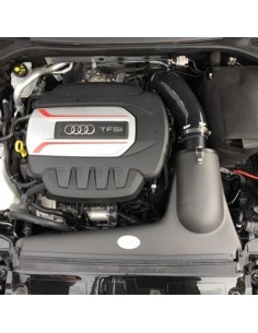Audi S3 8V Forge Motorsport Kolfiber insugskit med svart silicon slang 2