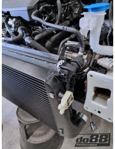Cupra Formentor 2,0TFSi 5FF EA888 EVO4 DO88 Intercooler BIG PACK kit (svarta slangar)