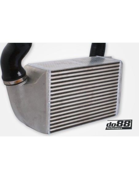 Porsche 997.1 GT2 DO88 Intercooler kit Big Pack med svart aluminium Y-rör & Inloppsslangar till turbos svarta slangar