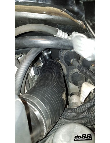 Porsche 997.2 Turbo DO88 Svarta Inloppsslangar till turbos