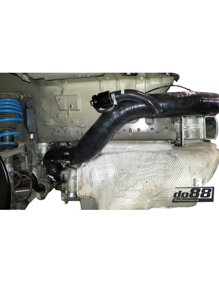 Porsche 991.2 Turbo DO88 Svarta Inloppsslangar till 51,5mm kompressor på uppgraderadeturbos