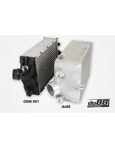 Porsche 991.2 Turbo DO88 Intercooler kit med svarta slangar (för original Y-rör)