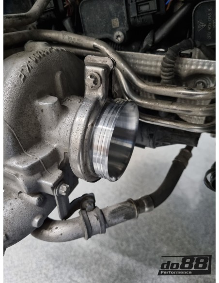 Porsche 992 3,0T GTS DO88 Svarta Inloppsslangar till turbos