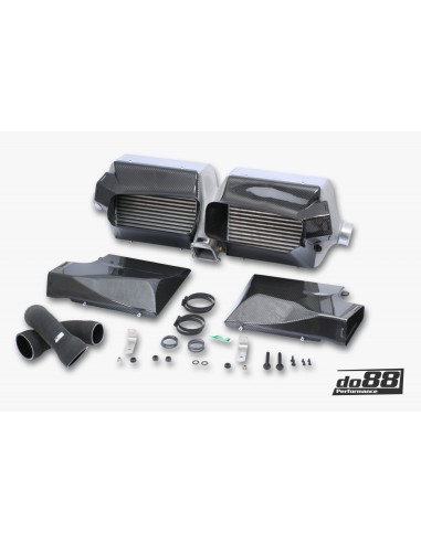 Porsche 992 3,0T Carrera DO88 Intercooler kit Big Pack med svarta slangar och tryckrör (för standard bak stötfångare)