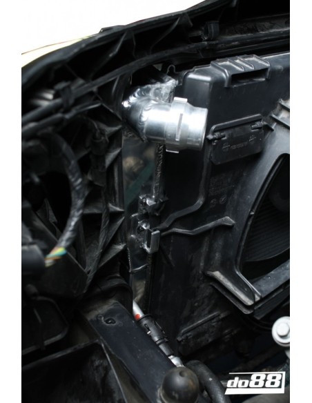 BMW M3 4,0 V8 E90/E92/E93 DO88 Vattenkylare i Aluminium