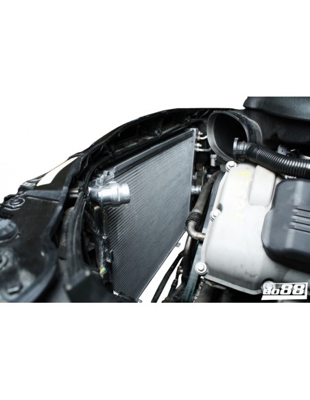 BMW M3 4,0 V8 E90/E92/E93 DO88 Vattenkylare i Aluminium
