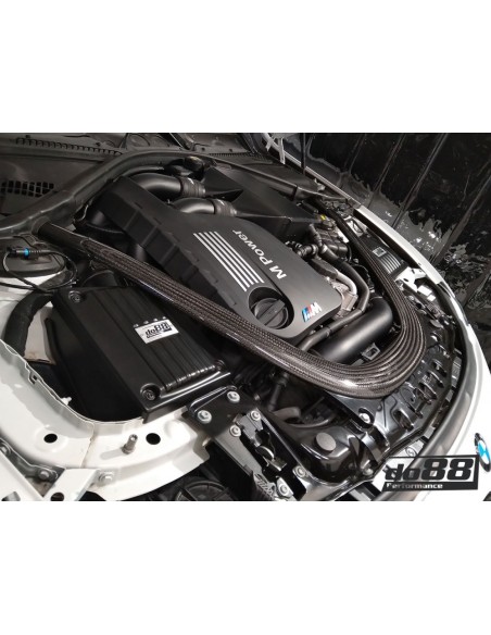 BMW M2 3,0T S55 F87 DO88 Tryckrör med tryckslang mellan turbo och intercooler