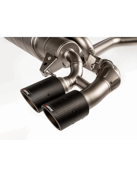 BMW M240i B58 G42 Akrapovic Slip-on i rostfritt med original avgasventil och kolfiber utblås