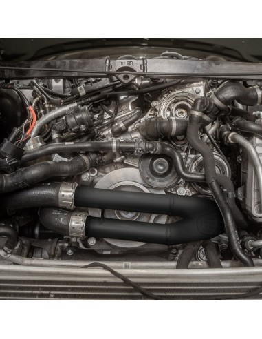 BMW M3 S58 G80/G81 Wagner Tuning Tryckrör med tryckslang mellan turbo och intercooler