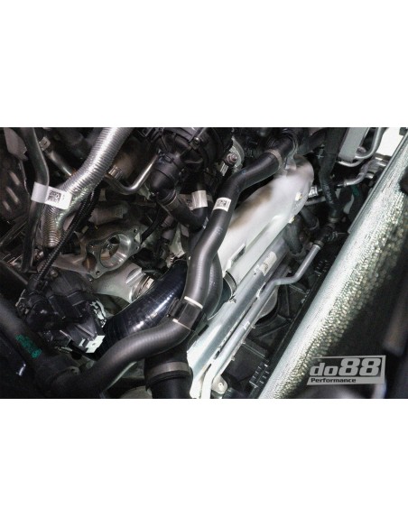 BMW M3 S58 G80 / G81 DO88 Tryckrör med tryckslangar mellan turbos och spjällhus