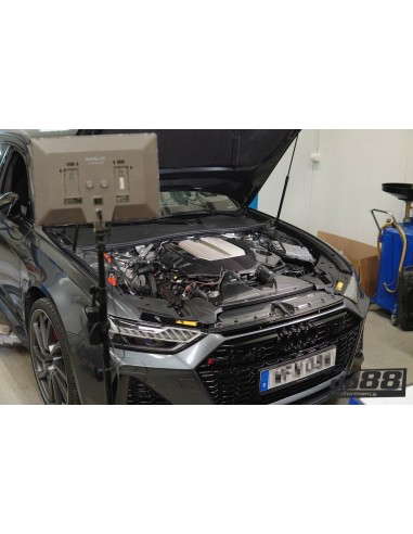 Audi RS7 4,0TFSi V8 4K DO88 Motorkåpa i kolfiber