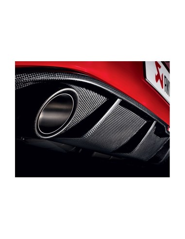 Volkswagen Golf GTi MK7 Akrapovic Slip-On Race i Titan med kolfiber utblås